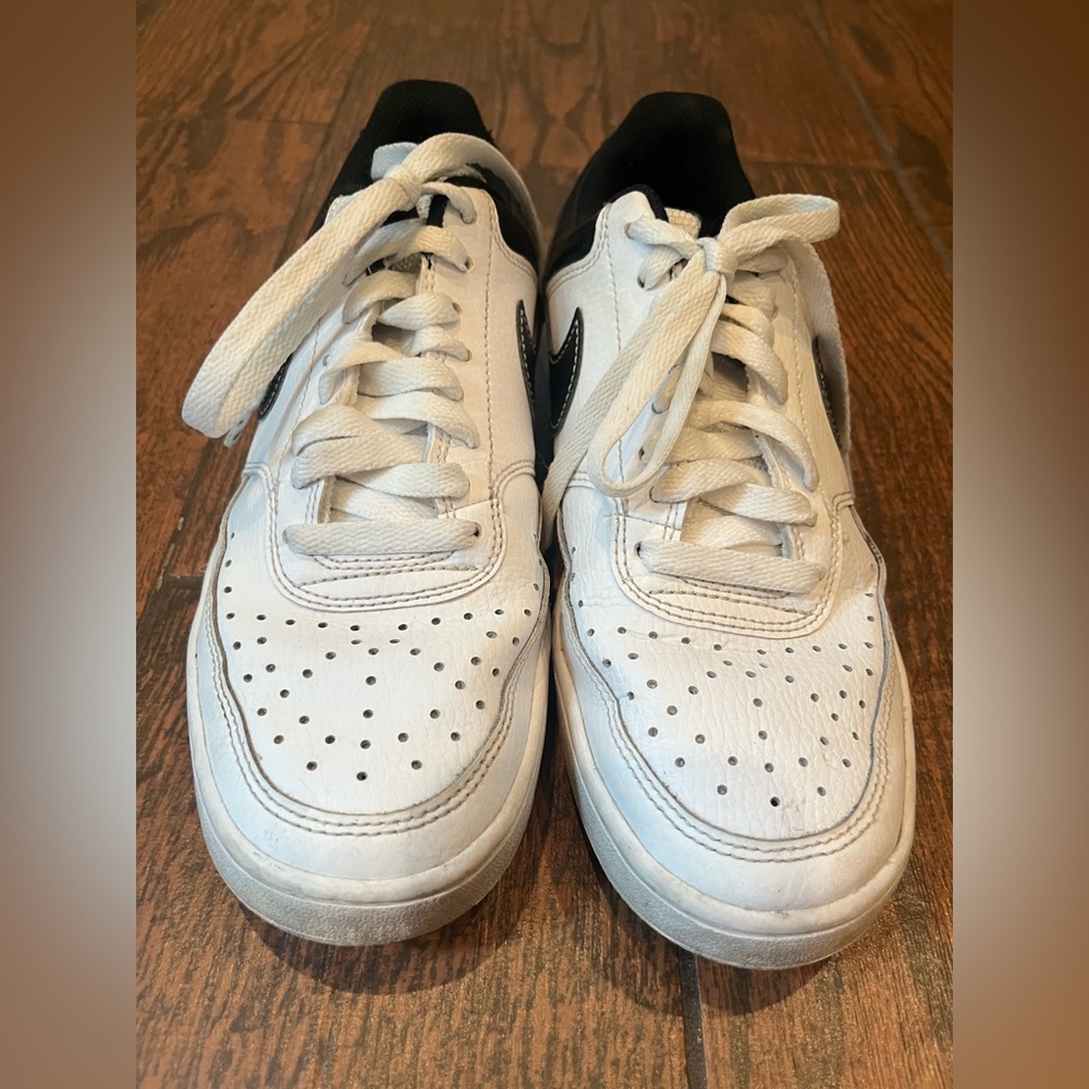 Nike court low vision white/black sneakers